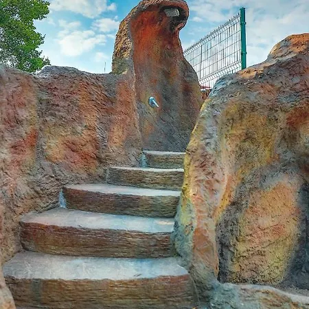 אכסניה за гост хит хаус и *