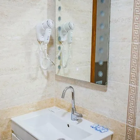 за гост хит хаус и Hostel *
