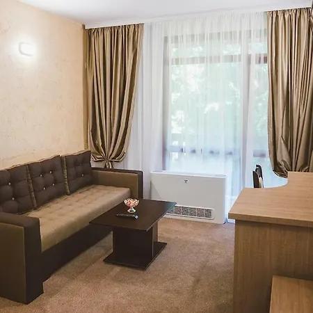 за гост хит хаус и *