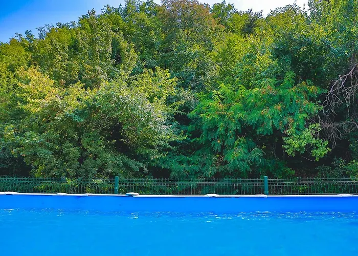 за гост хит хаус и 旅馆 Bratsigovo