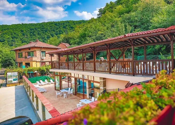 за гост хит хаус и * Bratsigovo