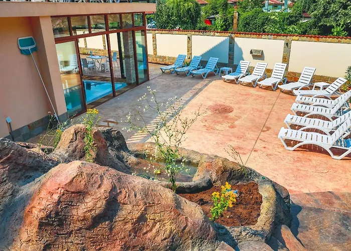 за гост хит хаус и *